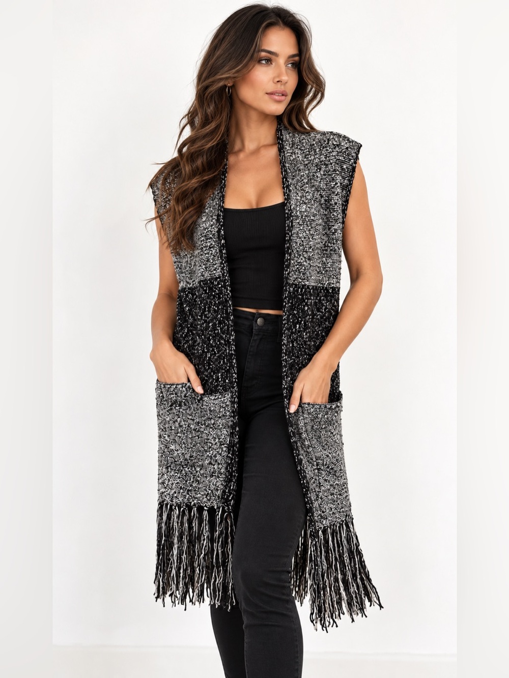 Romeo + Juliet Couture S/M Gray Black Marled Knit Long Fringe Vest Boho Pockets